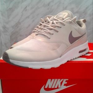 Nike Air Max Thea Women Size 8 Shoe Running Shoe